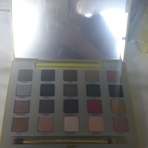 Urban decay vice Ltd eyeshadow palette
